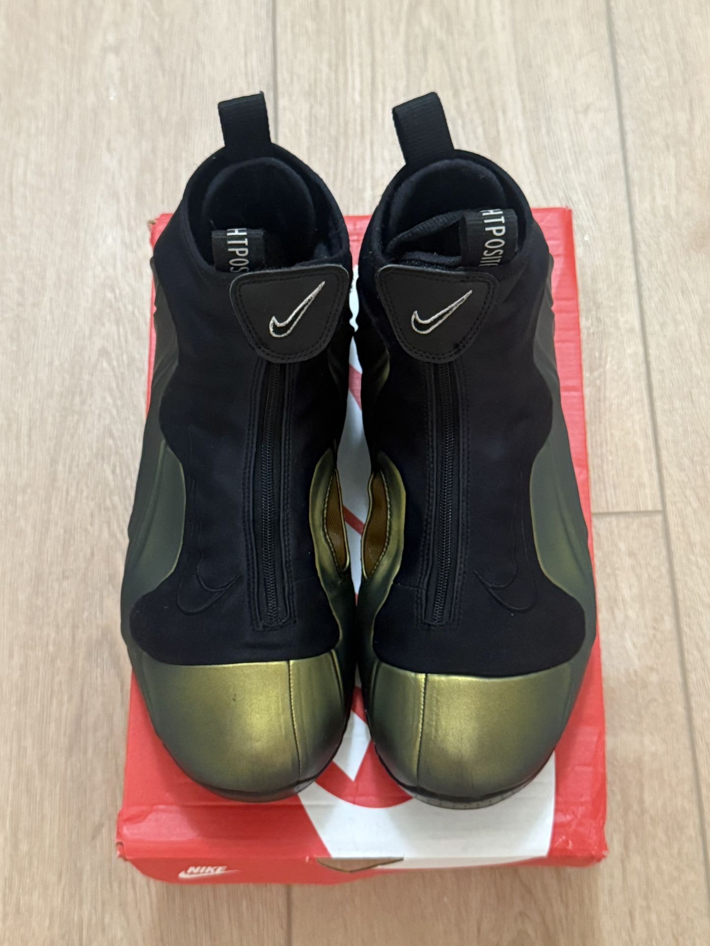 Nike Flightposite Size 10 Metallic Gold