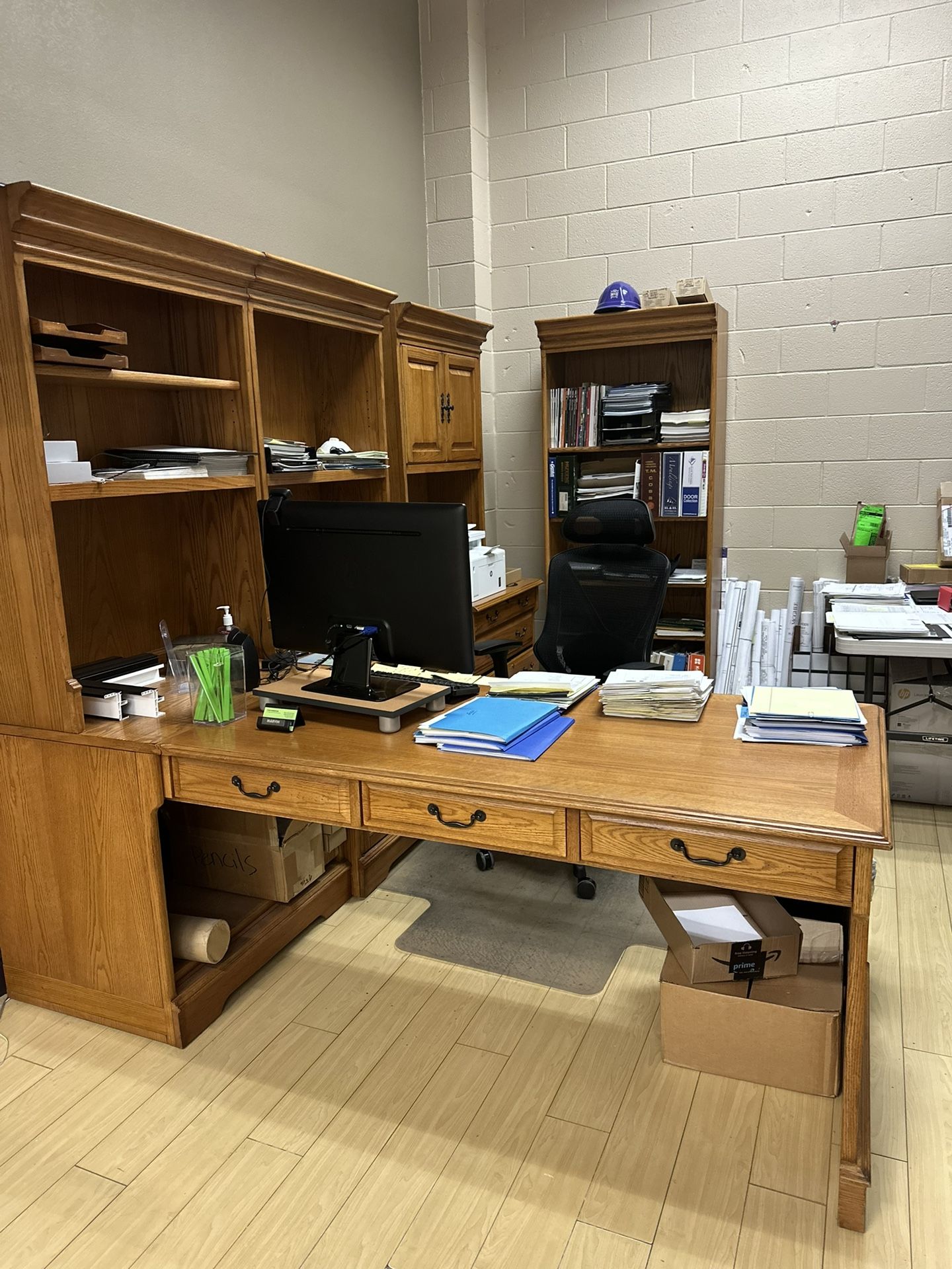 Wood desk set