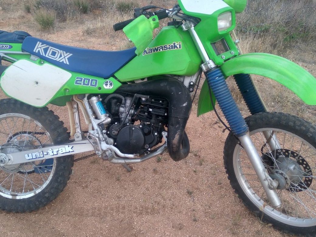 kawasaki kdx200