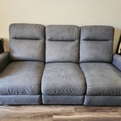 Recliner couch