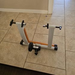 Conquer Indoor Bike Trainor