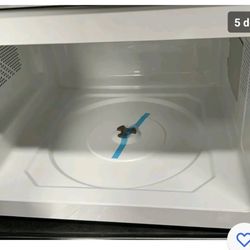 Oster Microwave for Sale in Marietta, GA - OfferUp