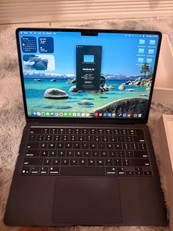 Macbook Air 2025 M4 with Box