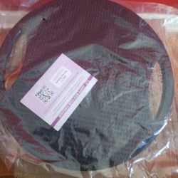 NEW-BALANCE BOARD