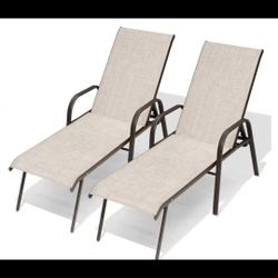 Pool Lounge Chairs