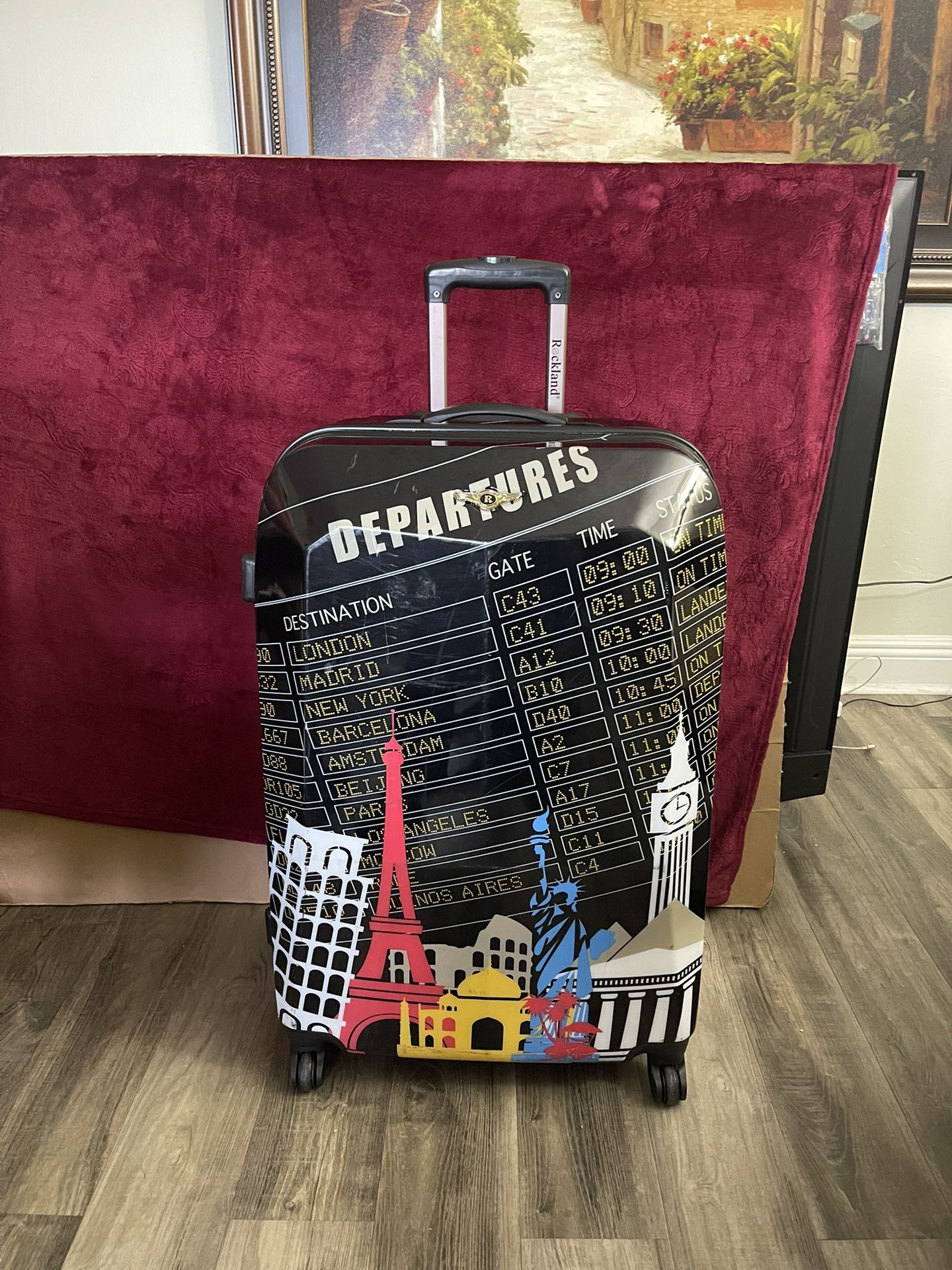 Rockland Polycarbonate Spinner Suitcase 29”H X 18”W X 12”D In Good Condition $25 Firm On Price