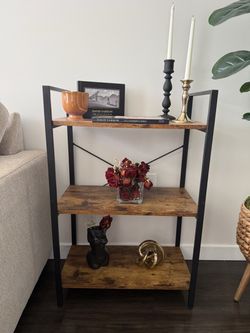 3 tier accent shelf