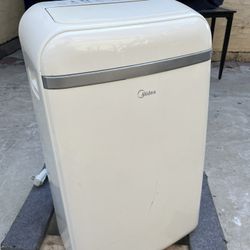 Midea Air Conditioner 