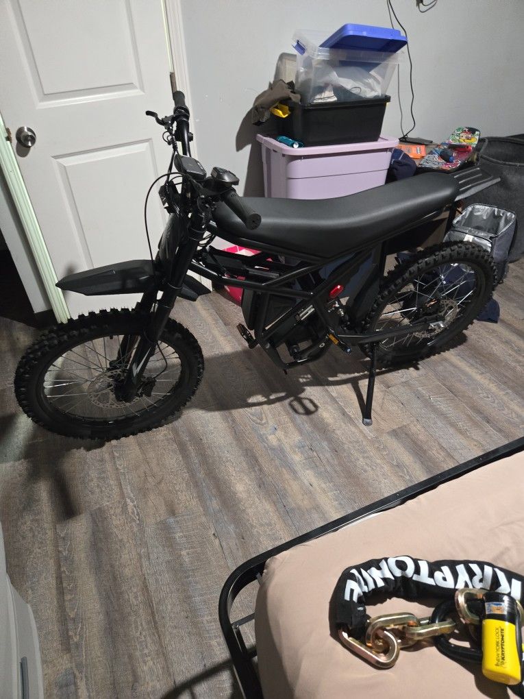 GT73 Edirt bike