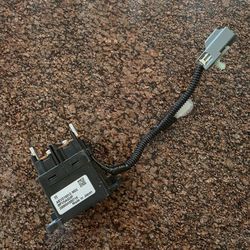 08-13 Chevy Silverado Tahoe Yukon Escalade Hybrid Battery Relays AEVS16012 M02