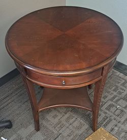 Wood Side /End Table