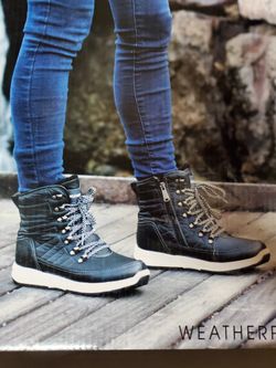 Weatherproof Boots Alexa Style Black Color