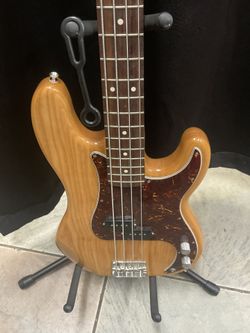 Fender Precision Bass 