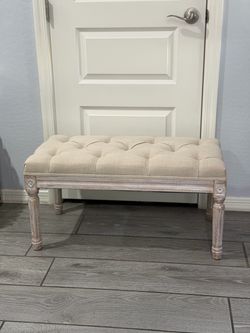Tufted Upholstered Bench with Wood Legs new