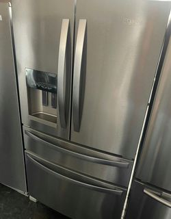 Whirlpool 4-Door Refrigerator Stainless Steel