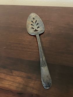 ESTATE SALE: WM Rogers serving spoon