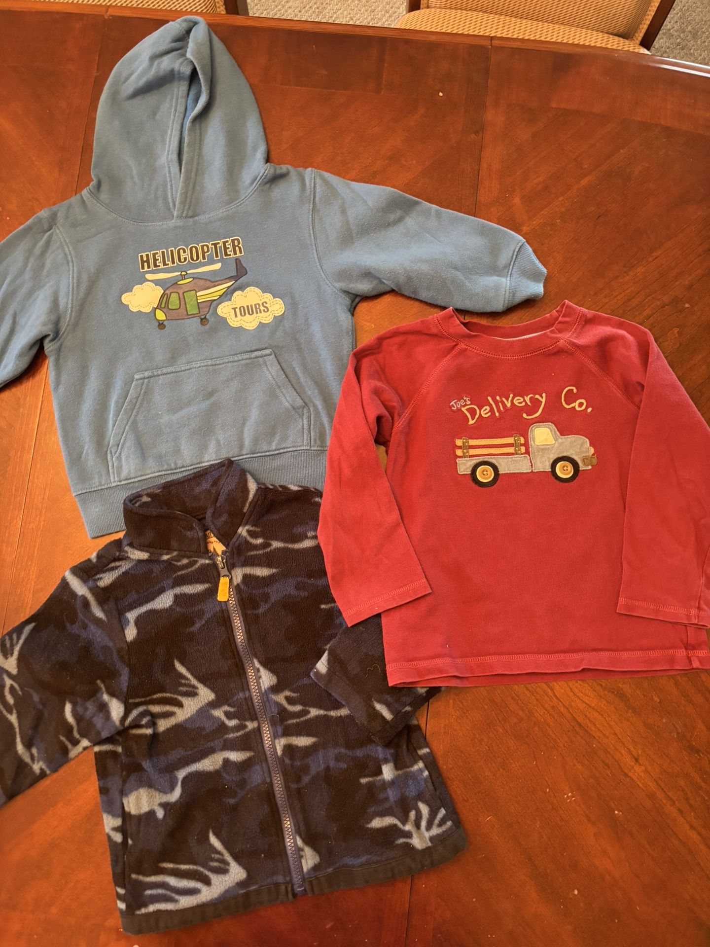 Boys Hoodie/Sweater 3T