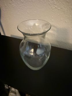 2 Glass Flower Vases used