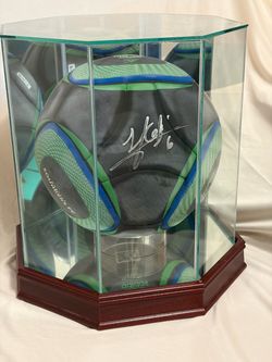 Seattle Sounders Legend Osvaldo Alonso Autographed Soccer Ball w/ Deluxe Case