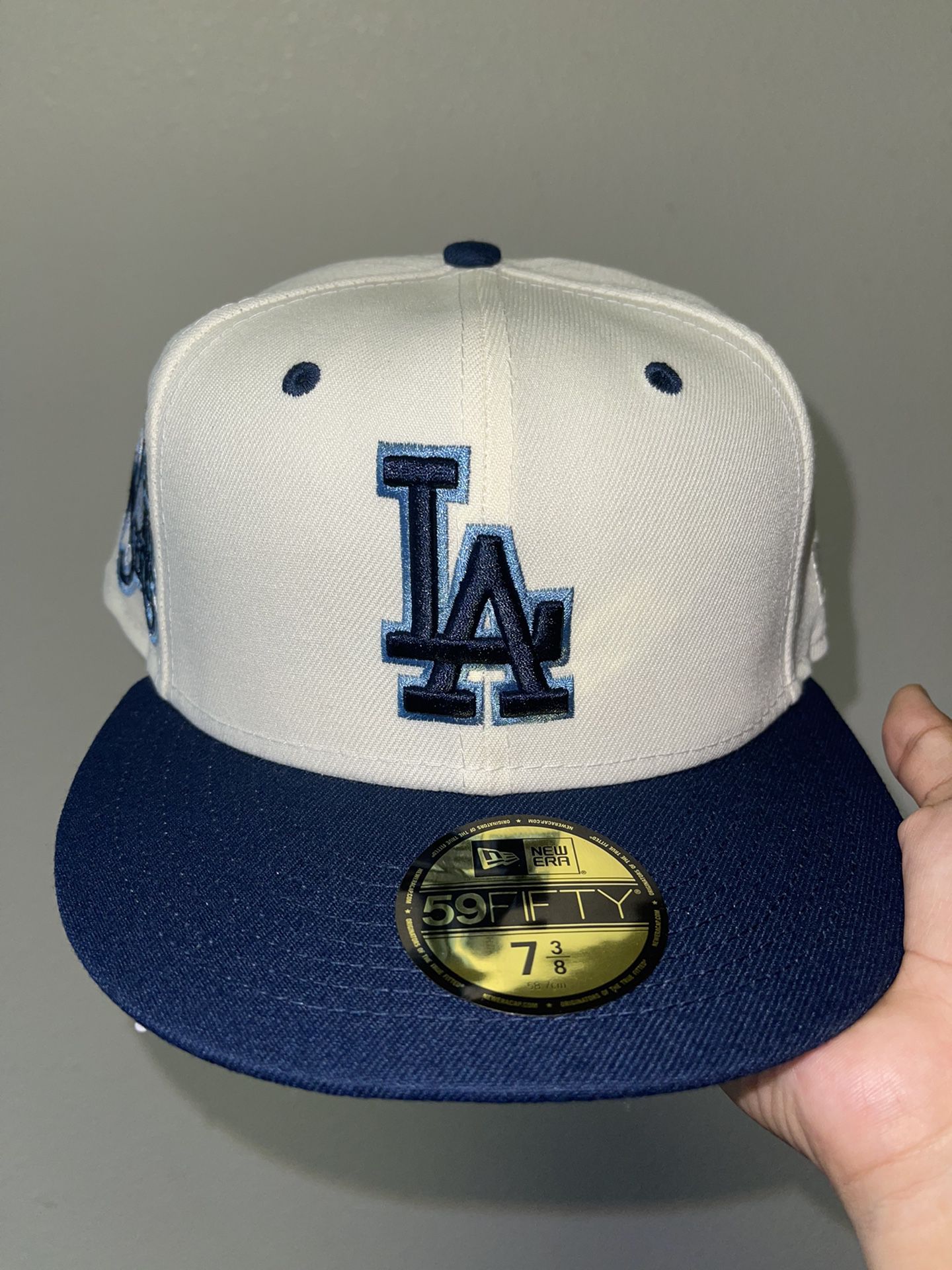 skøjte petulance Hvile LA Dodgers Navy Blue 2 Tone Fitted Hat for Sale in Highland Park, CA -  OfferUp