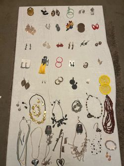 Costume Jewelry 5 for $20
