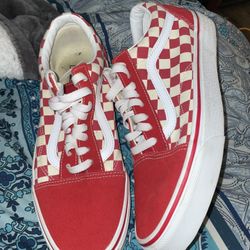 Women’s Checkered Vans 