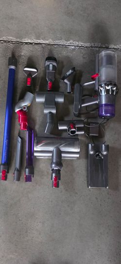 Dyson Cordless V10 Animal +Stick Vacuum