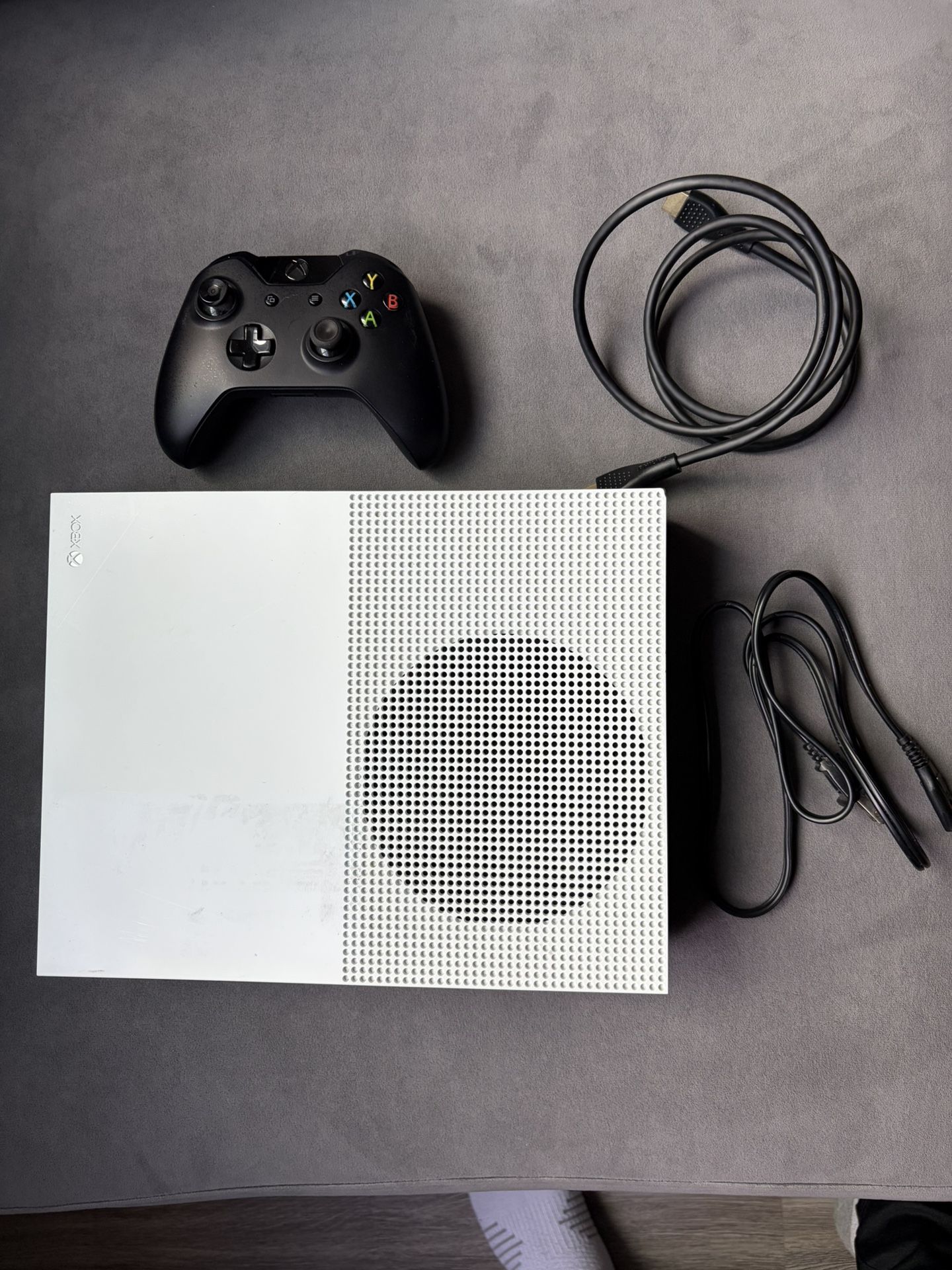 Xbox One S