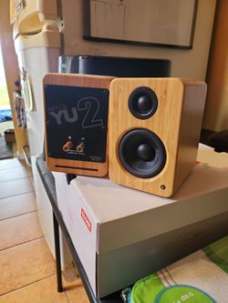 Kanto Yu2 Computer Speakers