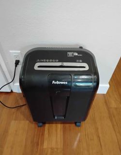 Fellowes Powershred 84Ci Heavy Duty Cross-Cut Shredder100% Jam-Proof