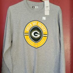 Green Bay Packers Adult T-shirt MED Or XL 