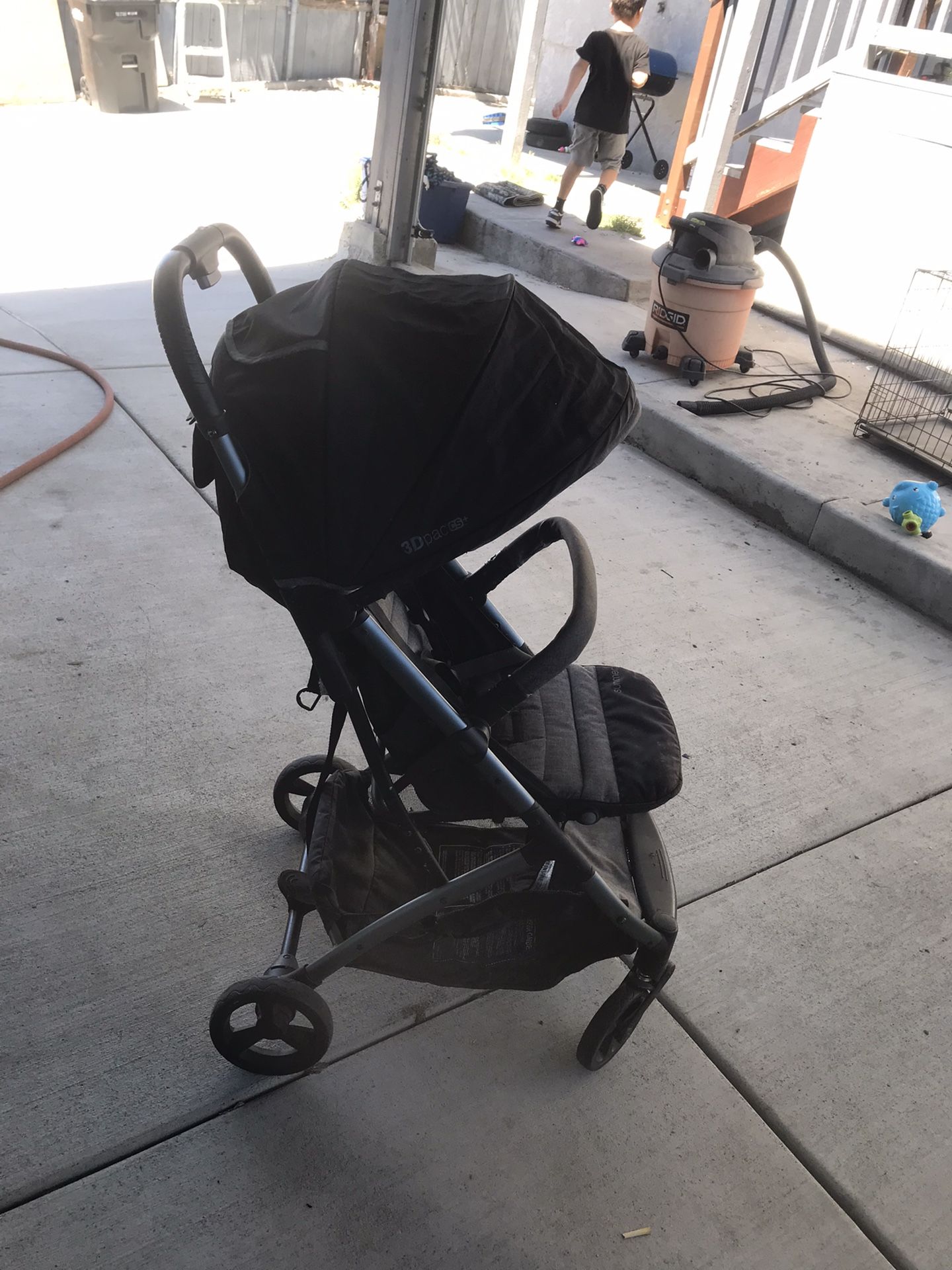 STROLLER FOR INFANTS/TODDLERS