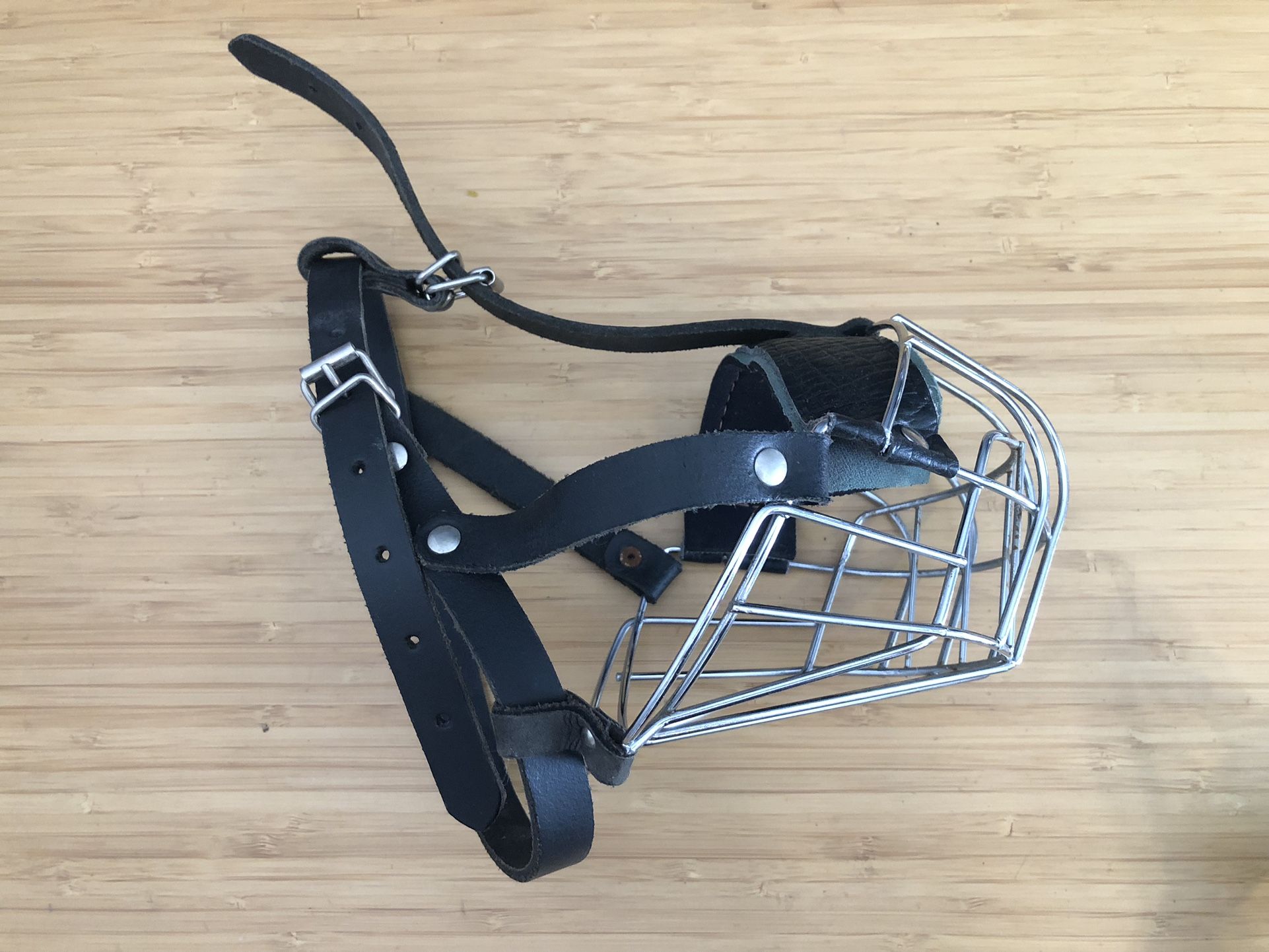 Julius K9 Wire & Leather Dog Training Muzzle