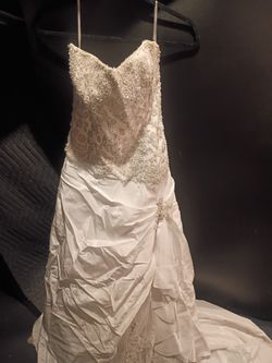 Wedding dress