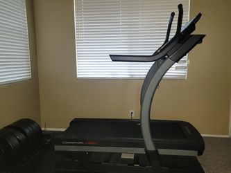 Nordicktrack X22i Treadmill (NOT FREE, PLEASE READ)