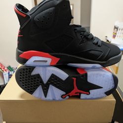 Nike Air Jordan 6 Retro Reverse Infrared Size ,8,8.5 10