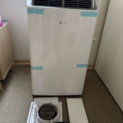 Midea 12,000 BTU DUO Portable Air Conditioner with MShield 