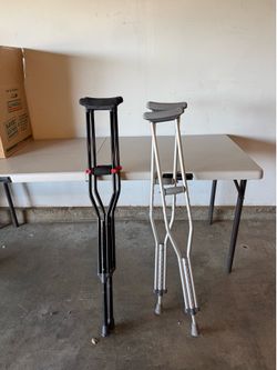 Children’s crutches 🩼
