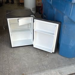 Small Refrigerator 