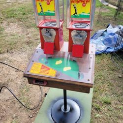 Golf Game.  2 Gum MACHINES. WAS ASKING 175.00 Today I.ll Take  130.00