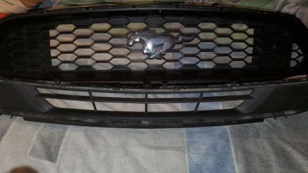 2018 Ford OEM Lower grill