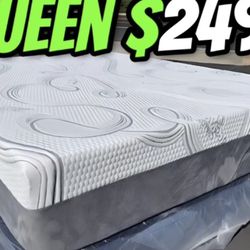 Queen Organic Hybrid Cool Gel Memory Foam Mattress!!