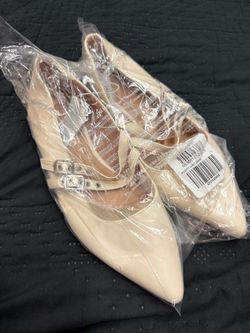 Old Navy Maryjane Pointed flats size 7.5 $12 New