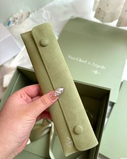 Van cleef & Arpels Bracelet Pouch Green