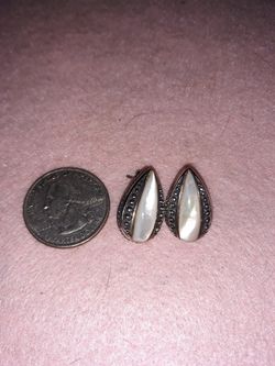 Pearl Shell earrings