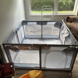 Baby Play Pen