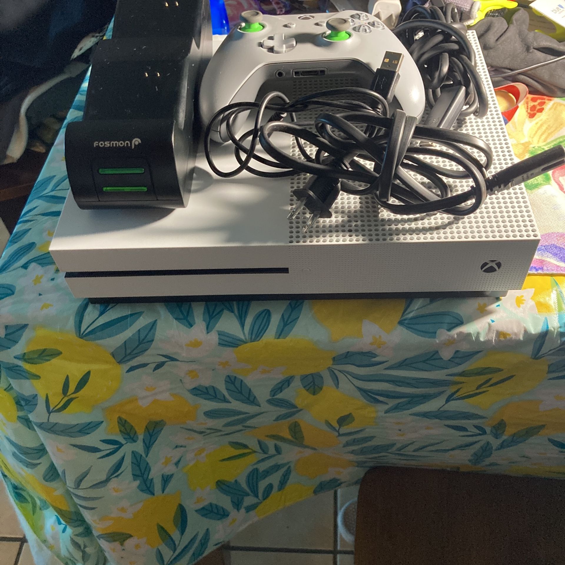 Xbox One S 500GB USED