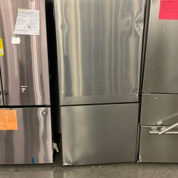 Refrigerator For Sale