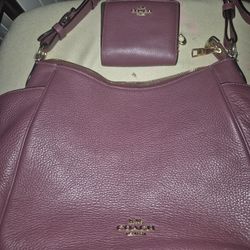Authentic Coach Purse And Matching Wallet