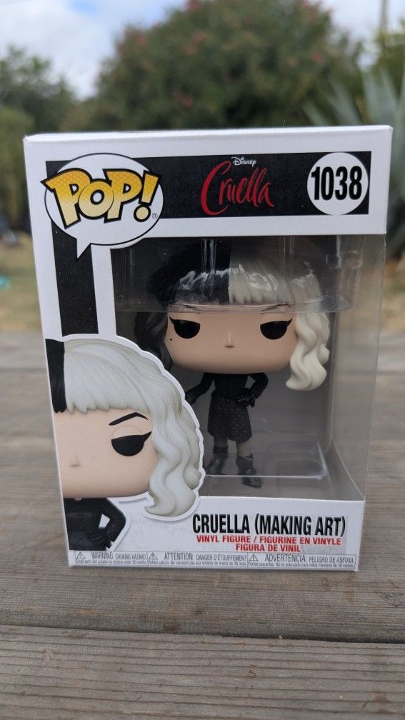 Funko Pop Disney Cruella #1038 Making Art Vinyl Figure Collectible NIB